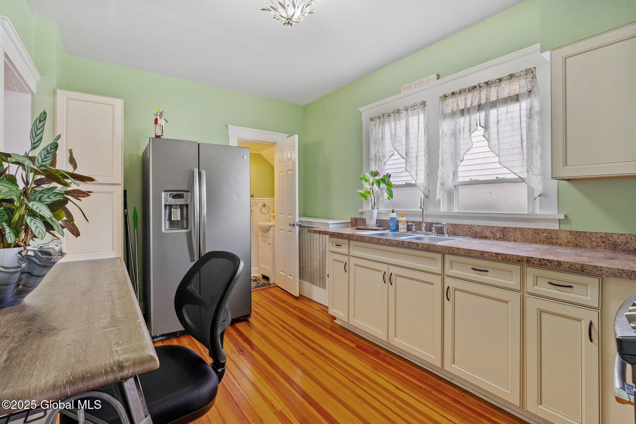 286 Second Avenue Albany, NY 12209 - Photo 7 of 42 7-web-or-mls-286-second-ave