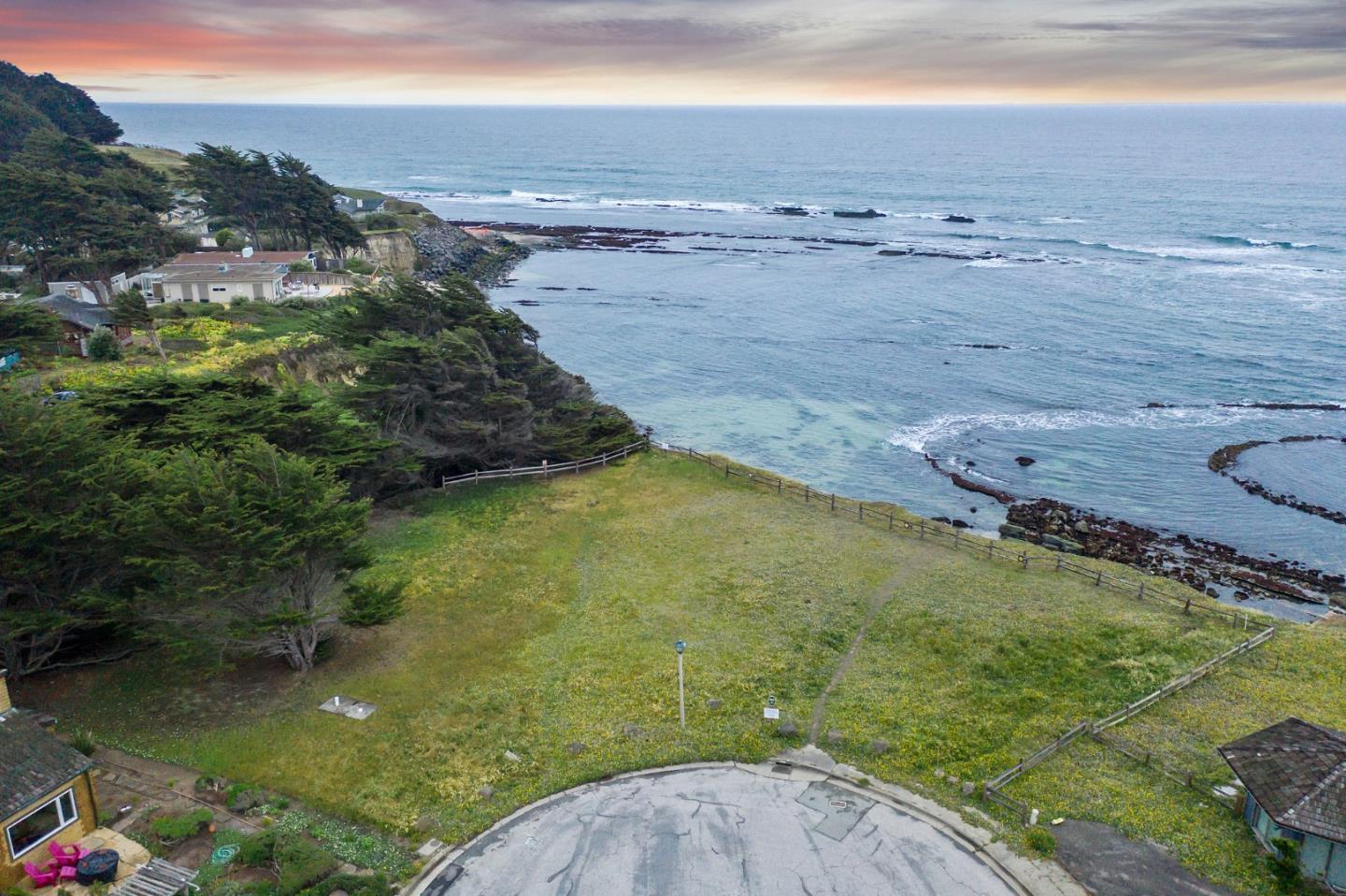 199 Arbor Lane Moss Beach, CA 94038 - Photo 8 of 10