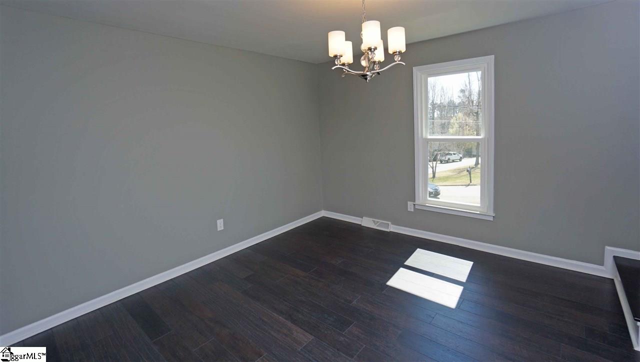 300 Longview Terrace Easley, SC 29642 - Photo 12 of 35