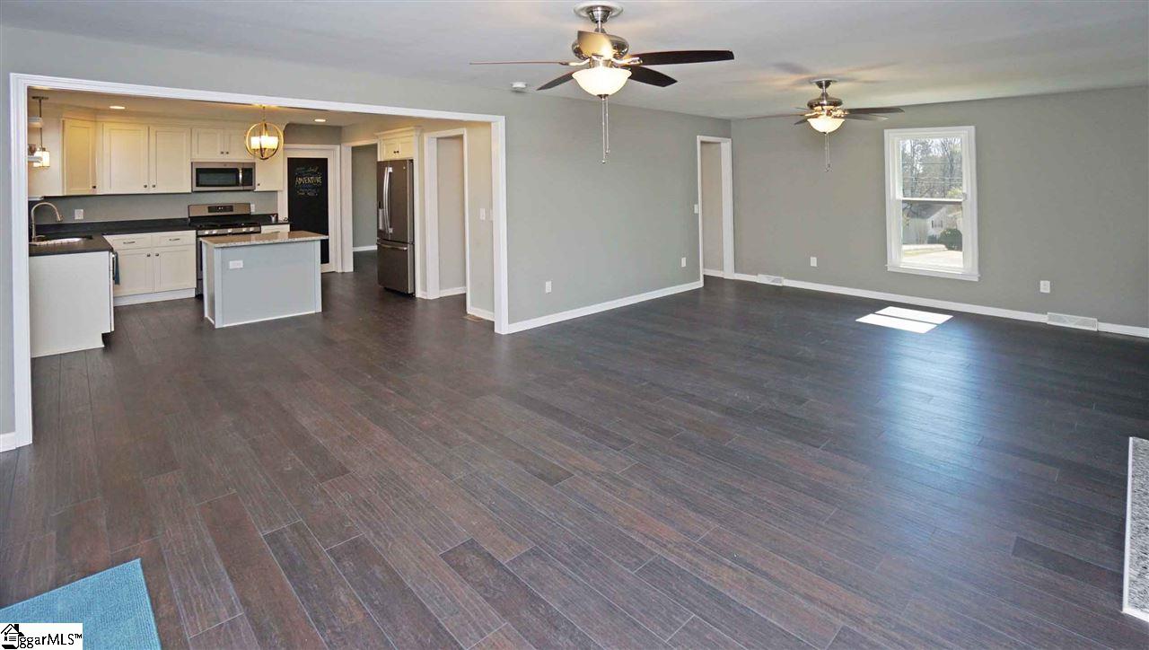 300 Longview Terrace Easley, SC 29642 - Photo 20 of 35