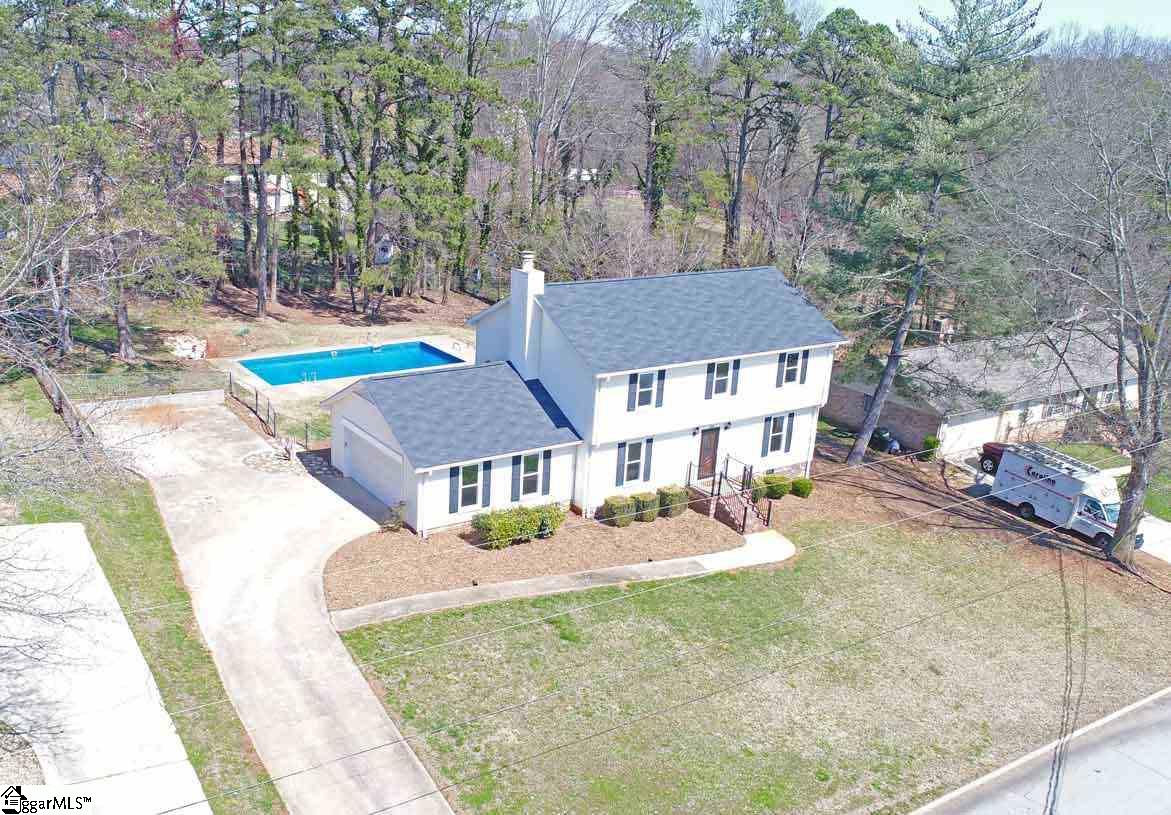 300 Longview Terrace Easley, SC 29642 - Photo 3 of 35