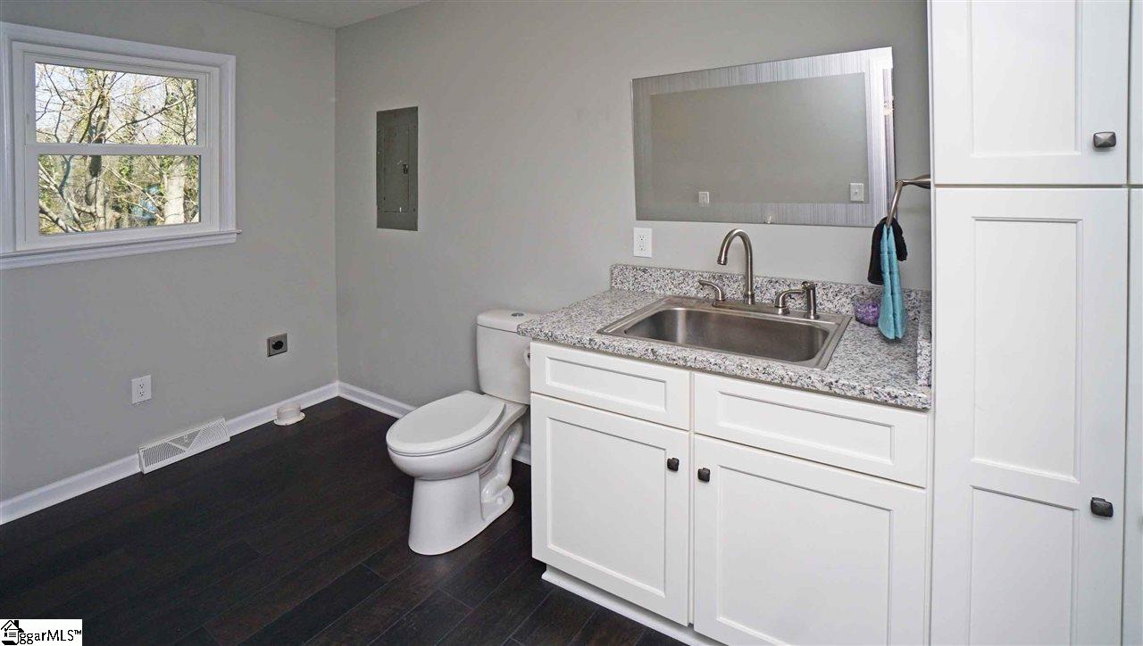 300 Longview Terrace Easley, SC 29642 - Photo 30 of 35