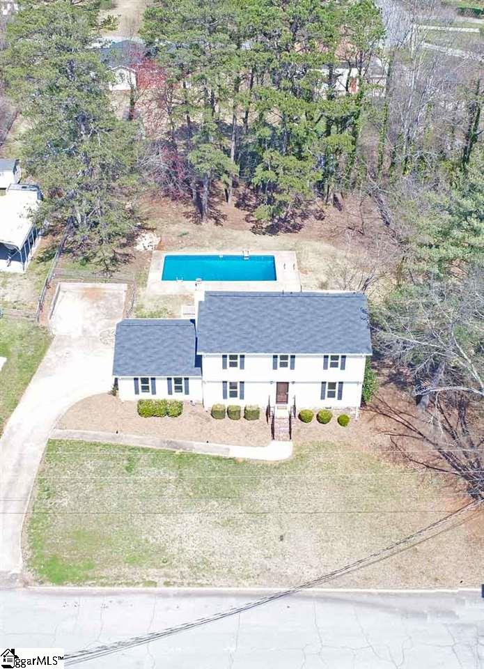 300 Longview Terrace Easley, SC 29642 - Photo 6 of 35