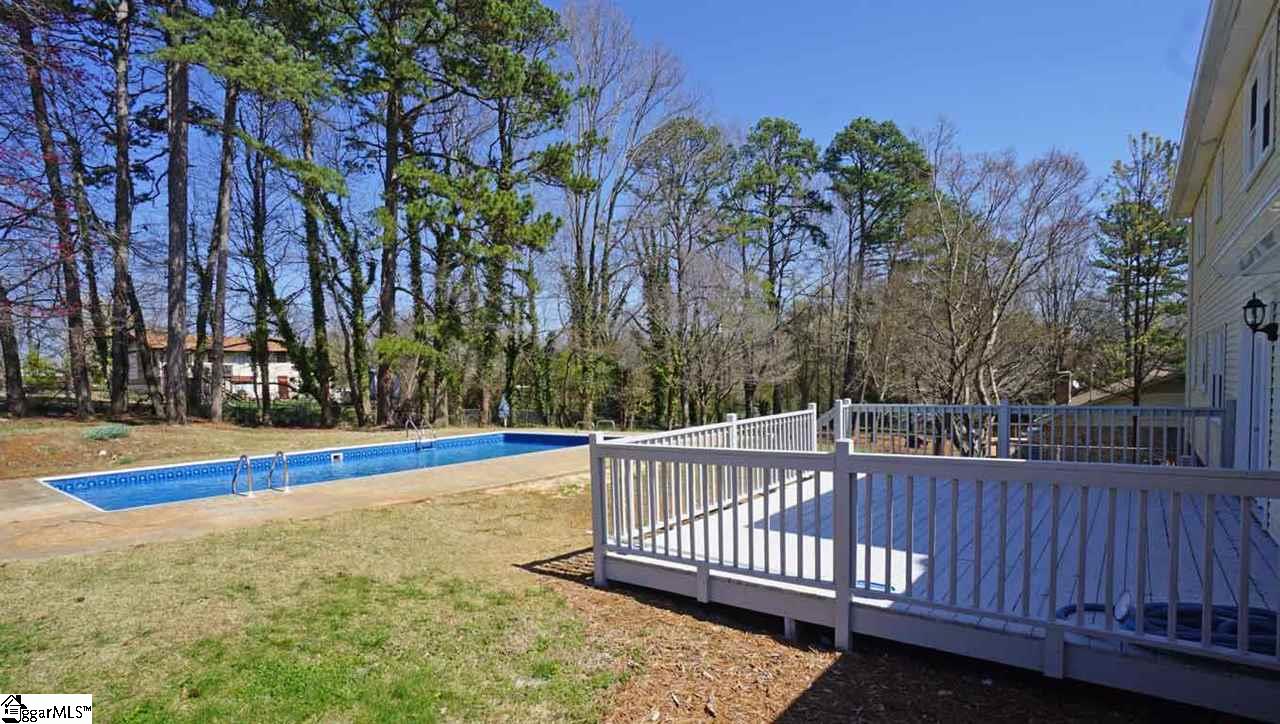 300 Longview Terrace Easley, SC 29642 - Photo 8 of 35