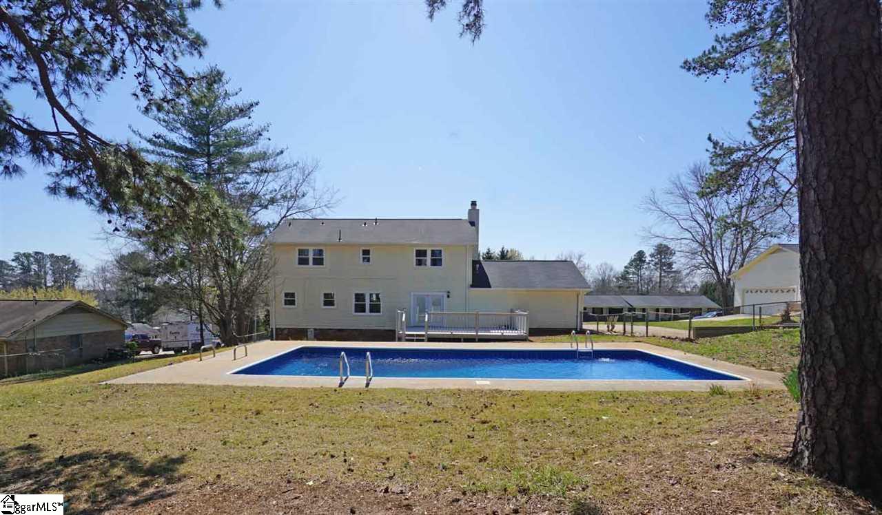 300 Longview Terrace Easley, SC 29642 - Photo 10 of 35