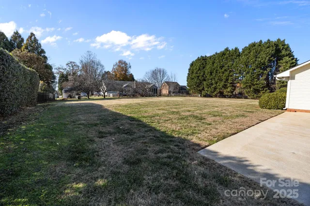 $625,000 | 110 Ketch Court, Mooresville, NC 28117