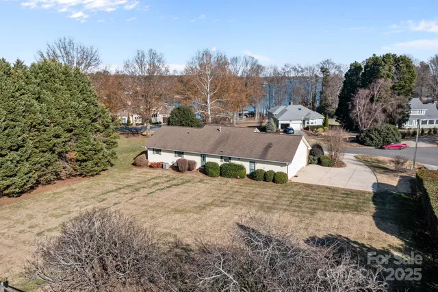 $625,000 | 110 Ketch Court, Mooresville, NC 28117