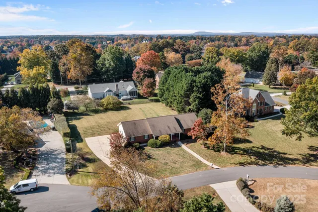 $625,000 | 110 Ketch Court, Mooresville, NC 28117