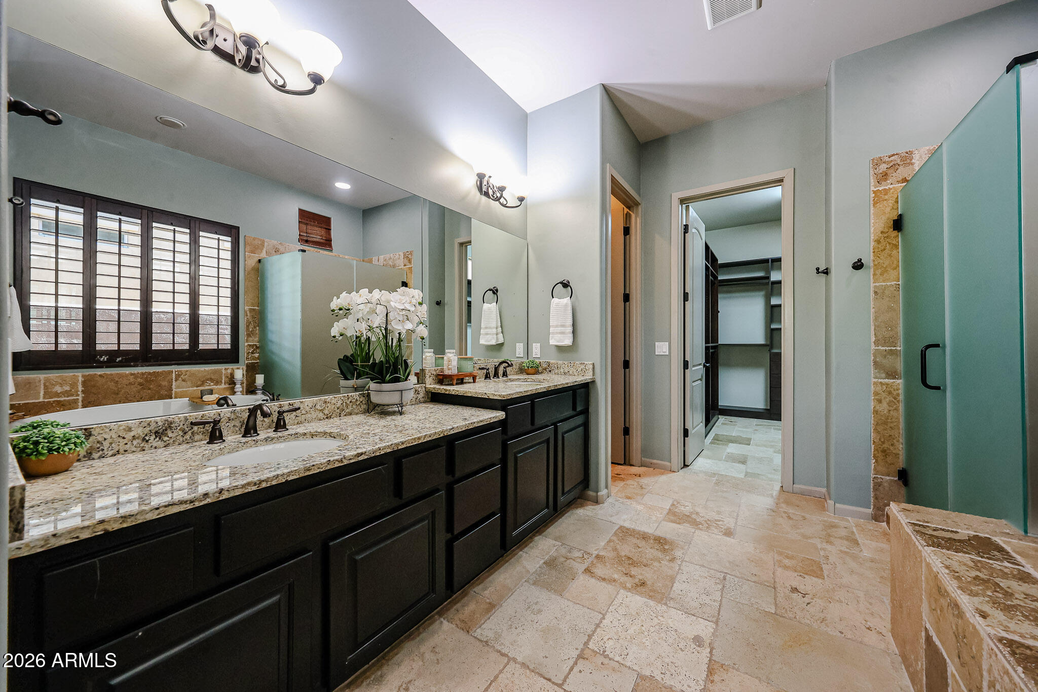 2320 East Allen Street Phoenix, AZ 85042 - Photo 31 of 56 Double Sinks