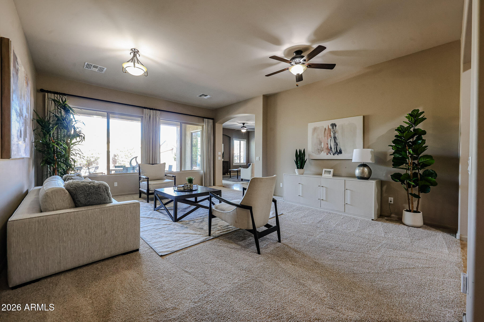 2320 East Allen Street Phoenix, AZ 85042 - Photo 10 of 56 Living Room
