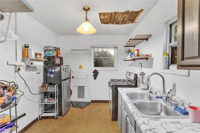 $77,500 | 211 East 7th Avenue, Tarentum, PA 15084