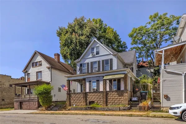 $74,900 | 211 East 7th Avenue, Tarentum, PA 15084