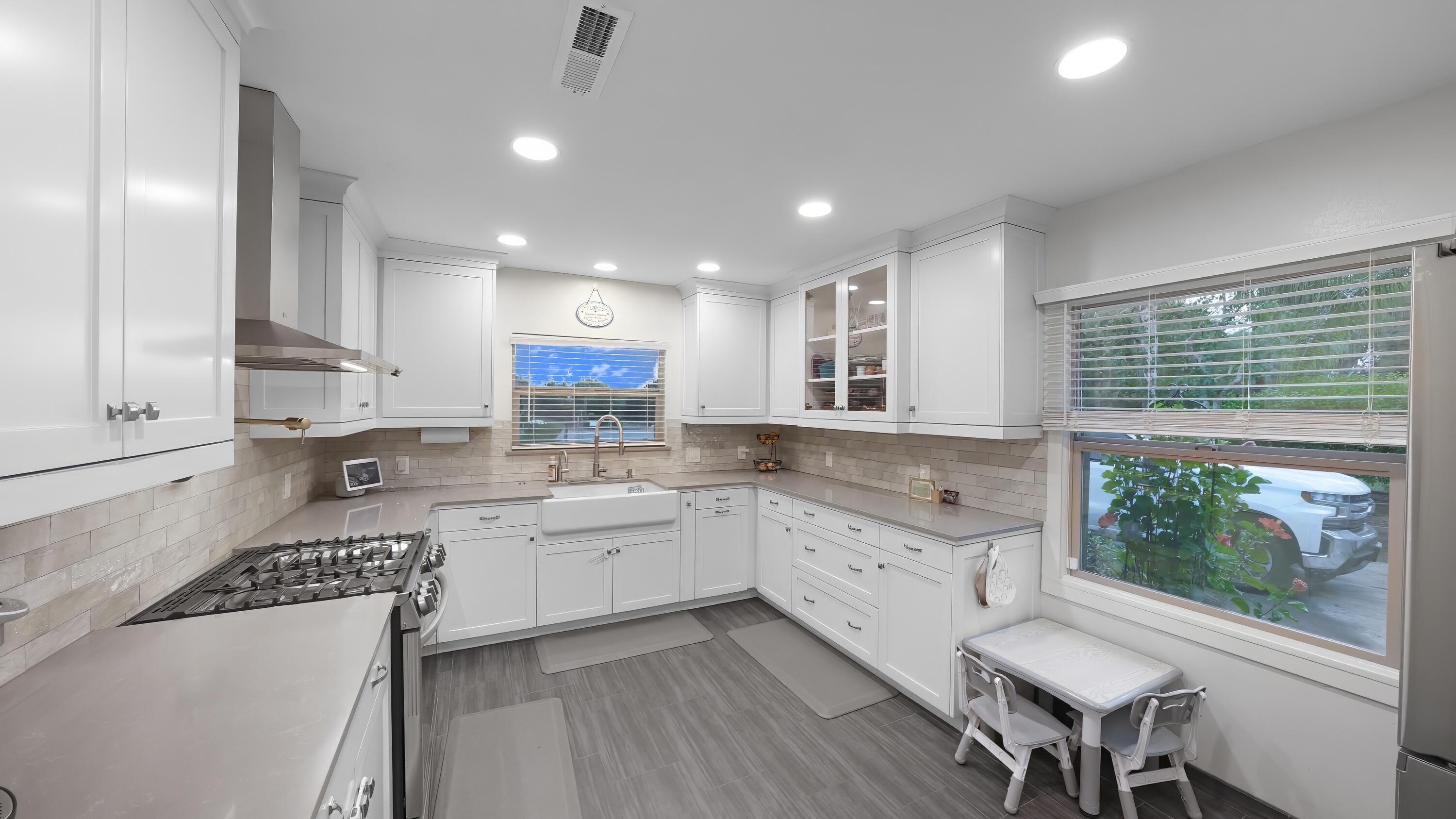 651 South Cornucopia Road Exeter, CA 93221 - Photo 11 of 42 8