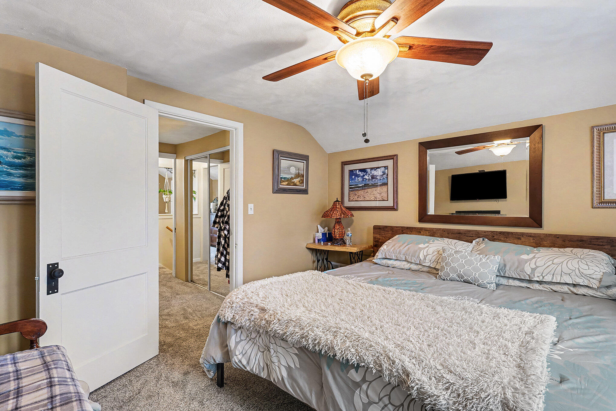 1835 Edgewater Street Muskegon, MI 49441 - Photo 16 of 27 020_file_396