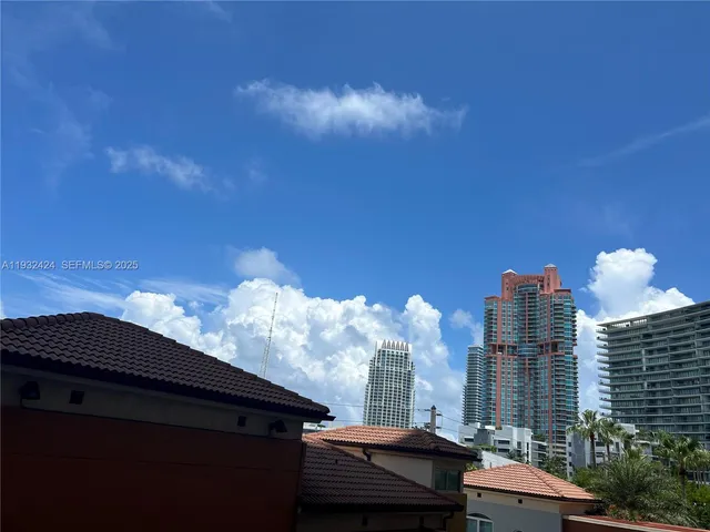 $5,900 | South of Fifth, Miami Beach, FL 33139