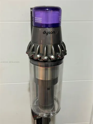 $5,900 | South of Fifth, Miami Beach, FL 33139