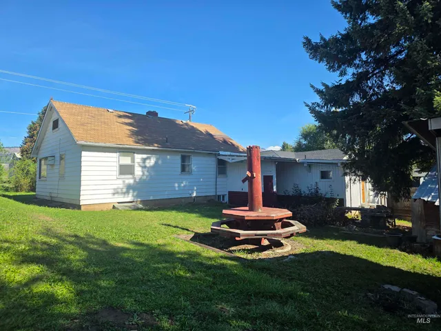 $255,000 | 909 12th Street, Kamiah, ID 83536