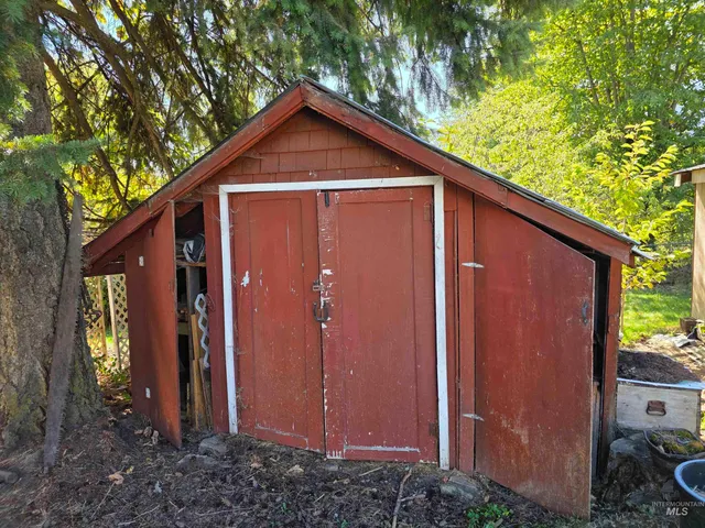 $255,000 | 909 12th Street, Kamiah, ID 83536