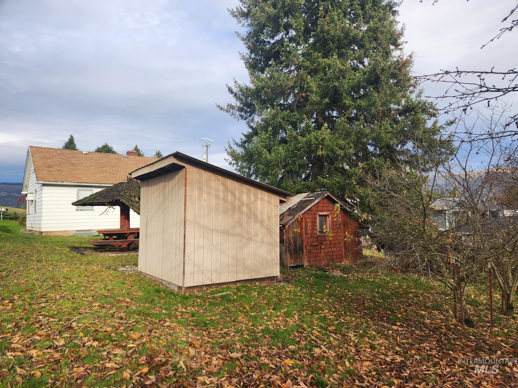909 12th Street Kamiah, ID 83536 - Photo 6 of 36 View of shed