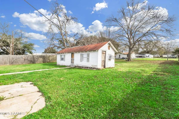 $120,000 | 825 South Eastern Avenue, Crowley, LA 70526