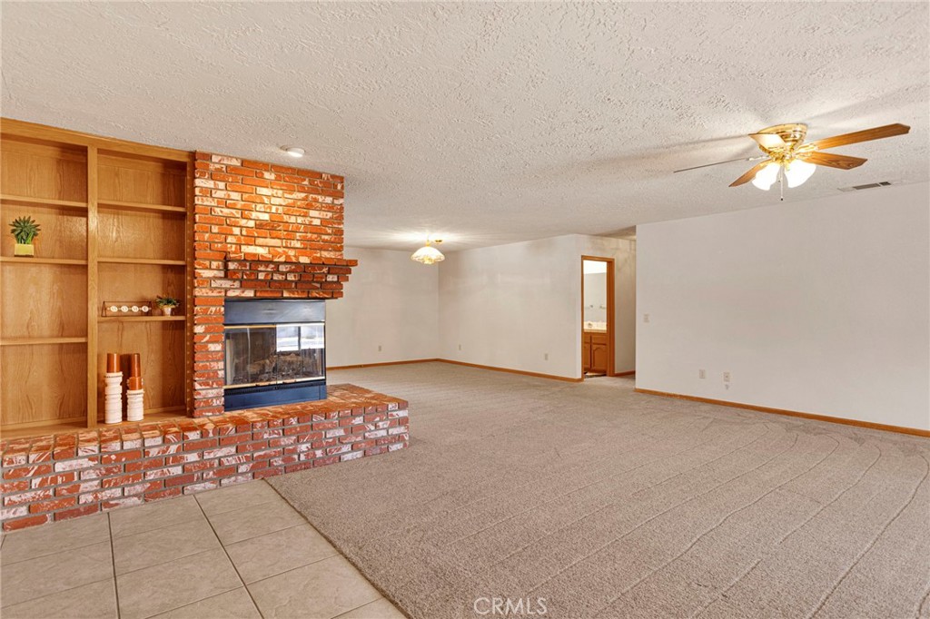 13425 Rincon Road Apple Valley, CA 92308 - Photo 8 of 64 Gallery Image 8