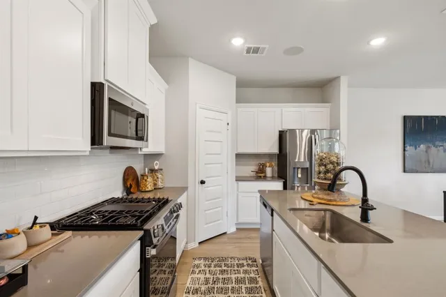 $469,810 | 3509 Kingdom Drive, Denton, TX 76208