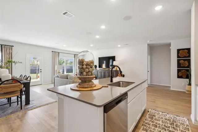 $469,810 | 3509 Kingdom Drive, Denton, TX 76208