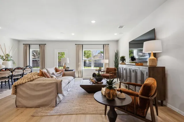 $469,810 | 3509 Kingdom Drive, Denton, TX 76208