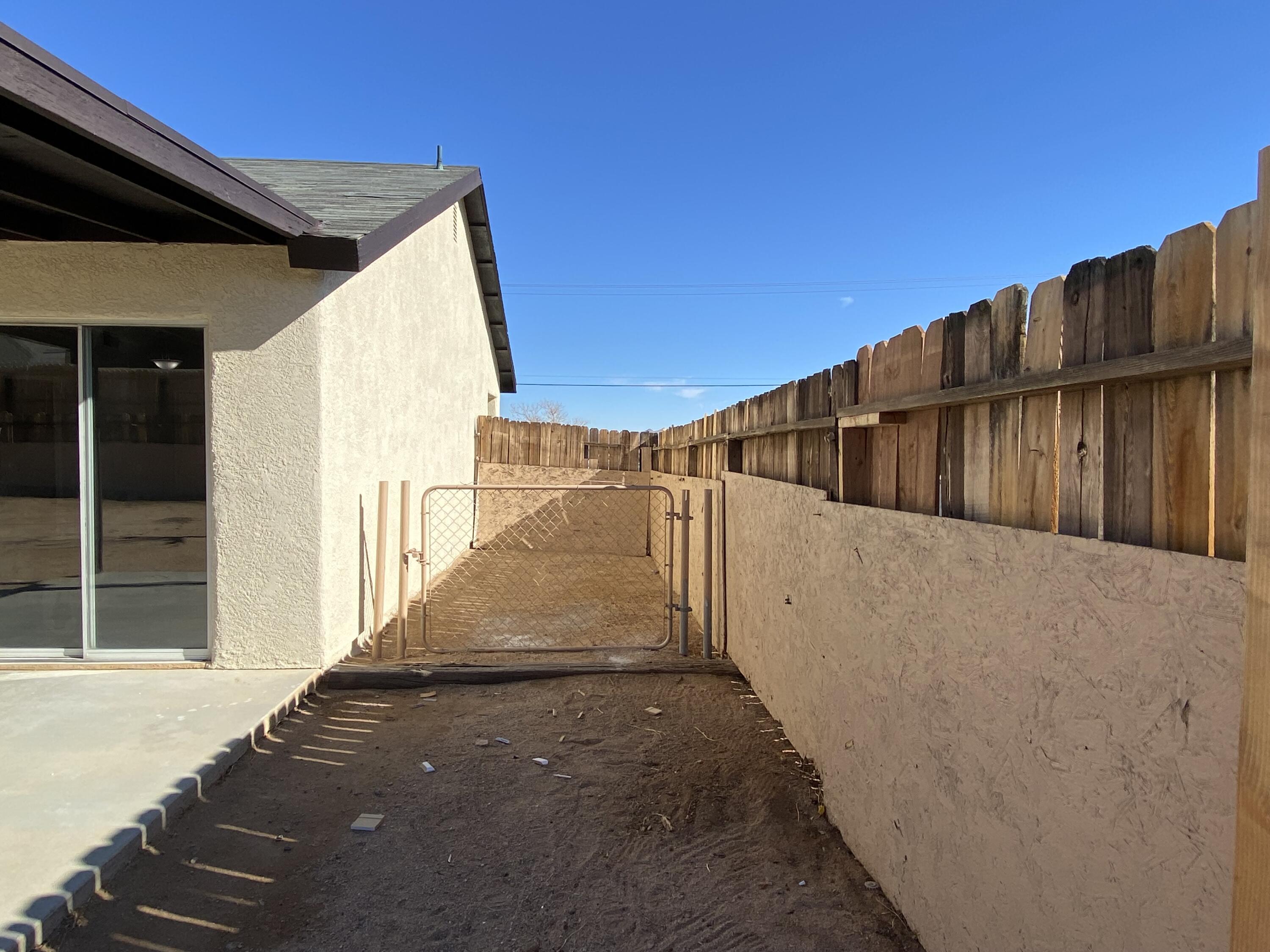 1241 South Ranger Street Ridgecrest, CA 93555 - Photo 26 of 26 a view of balcony