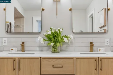 $1,698,000 | 212 Yale Avenue, Kensington, CA 94708