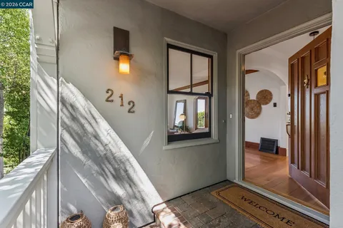 $1,698,000 | 212 Yale Avenue, Kensington, CA 94708
