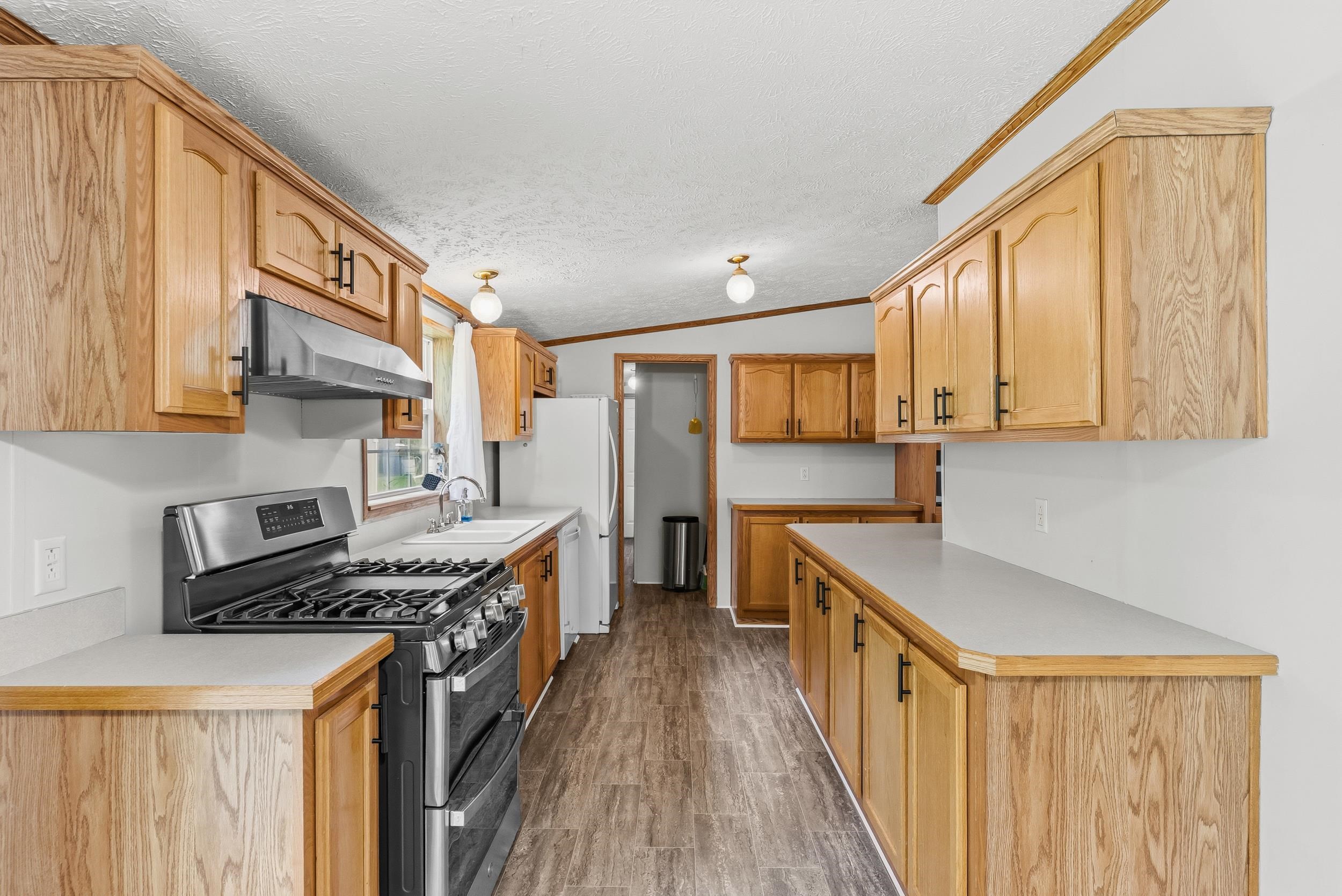 880 North East Street Fenton, MI 48430 - Photo 29 of 33 50213327-51512dd9-38f9-4971-96d7-26d549bcb25a.JPG
