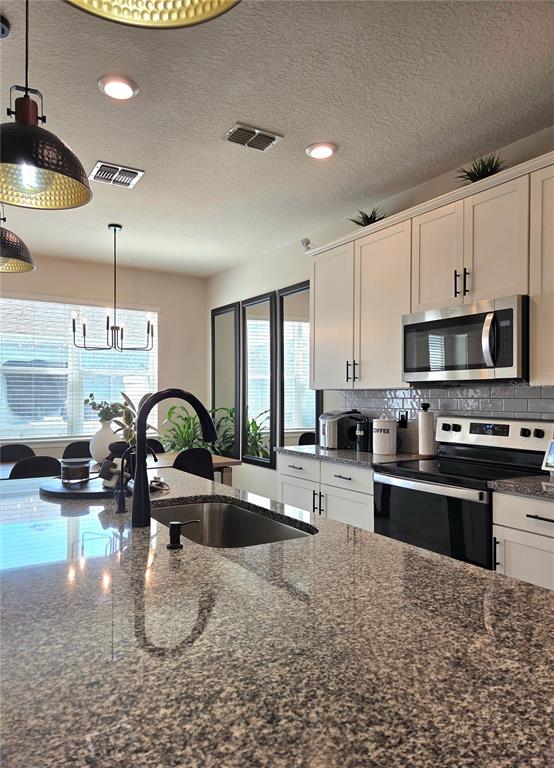 10474 Folly Beach Road Orlando, FL 32827 - Photo 10 of 42 Gallery Image 10