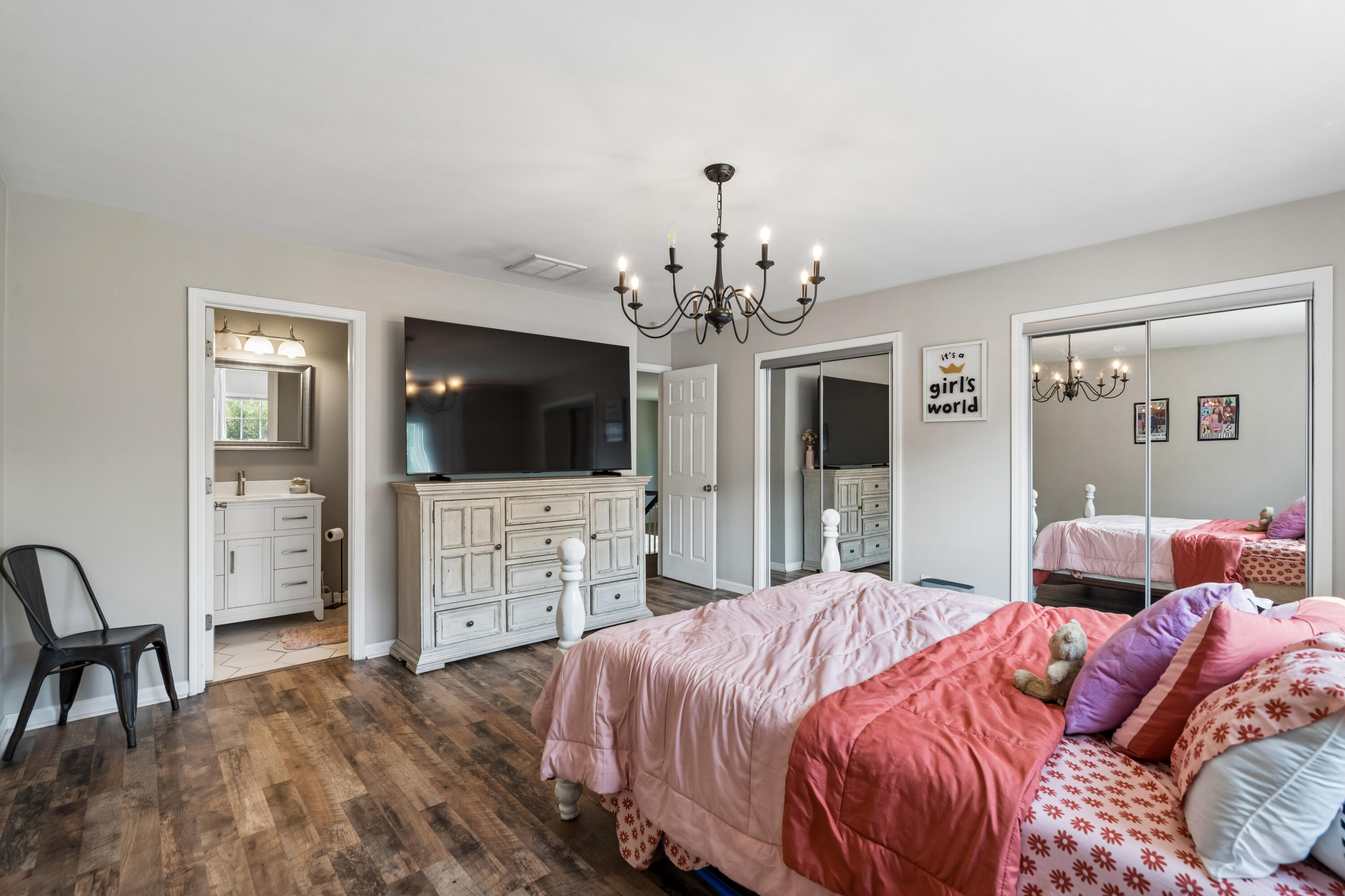 1505 Solstice Court Hanahan, SC 29410 - Photo 21 of 37 1505SolsticeCt-KeenEyeMarketing-049
