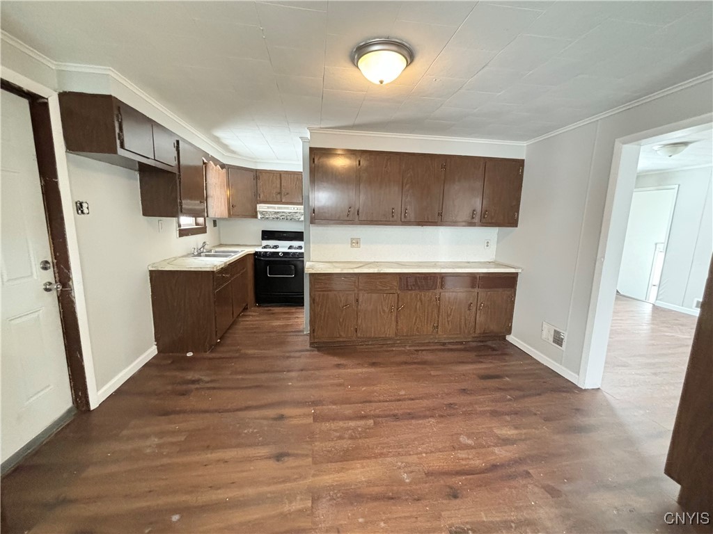 149 River Street Rome, NY 13440 - Photo 2 of 22