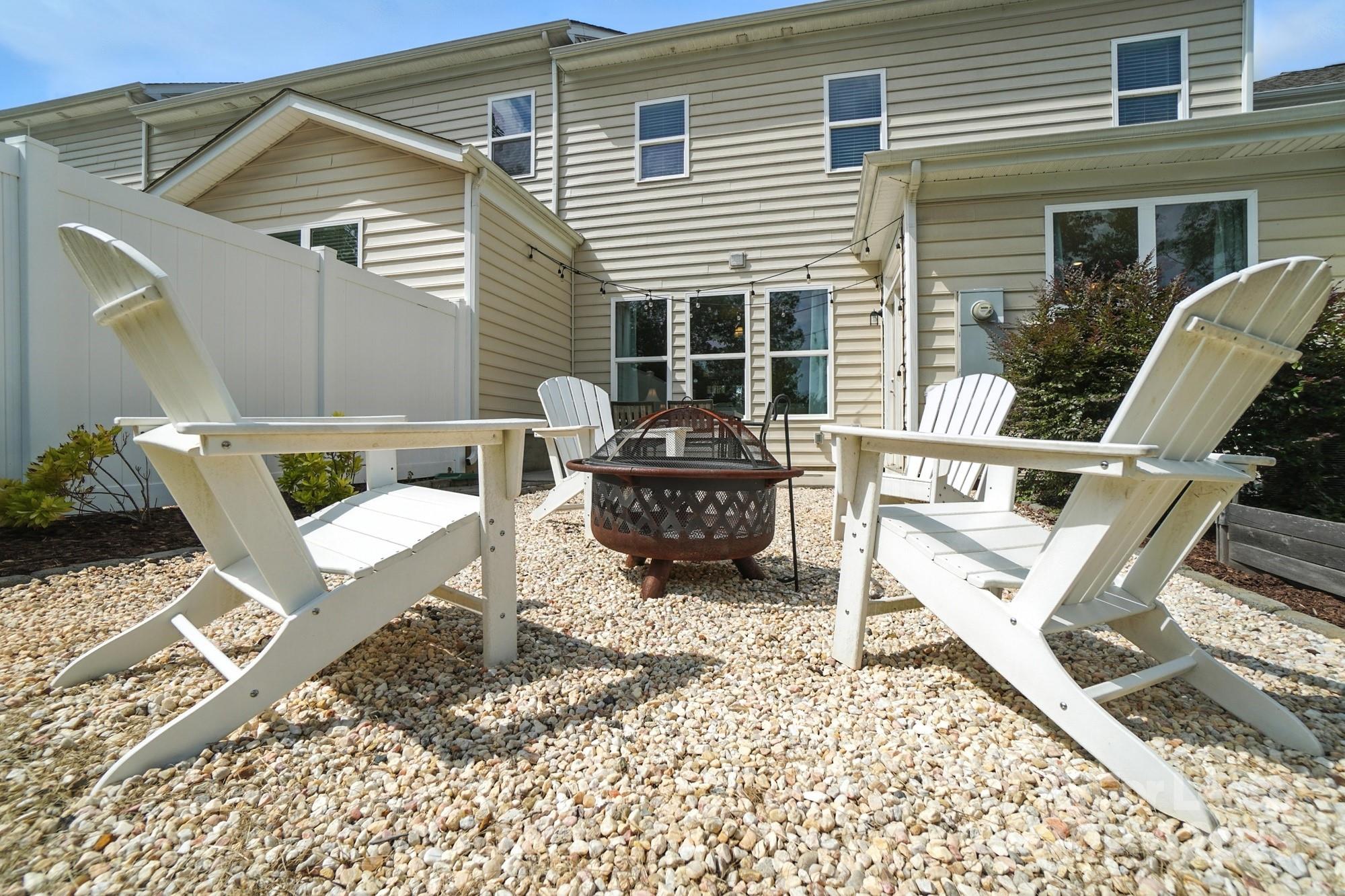 805 River Park Road Belmont, NC 28012 - Photo 40 of 42 a view of a two chairs in the patio