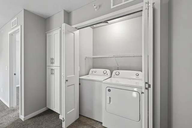 $300,000 | 11184 69th Street Northeast, Albertville, MN 55301