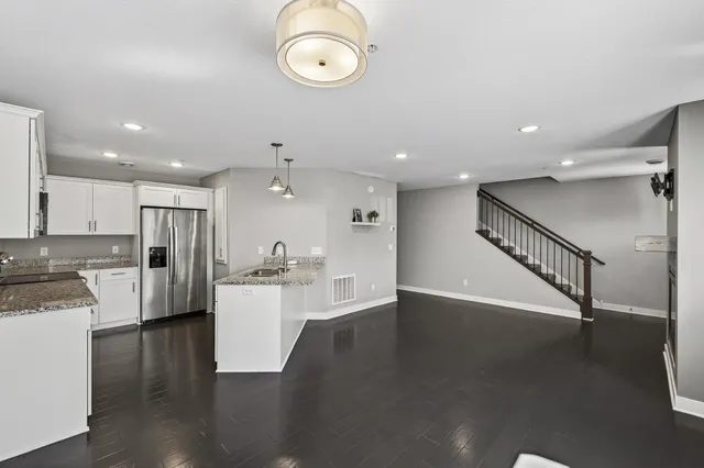 $300,000 | 11184 69th Street Northeast, Albertville, MN 55301