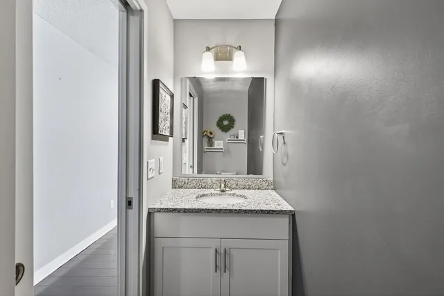 $300,000 | 11184 69th Street Northeast, Albertville, MN 55301