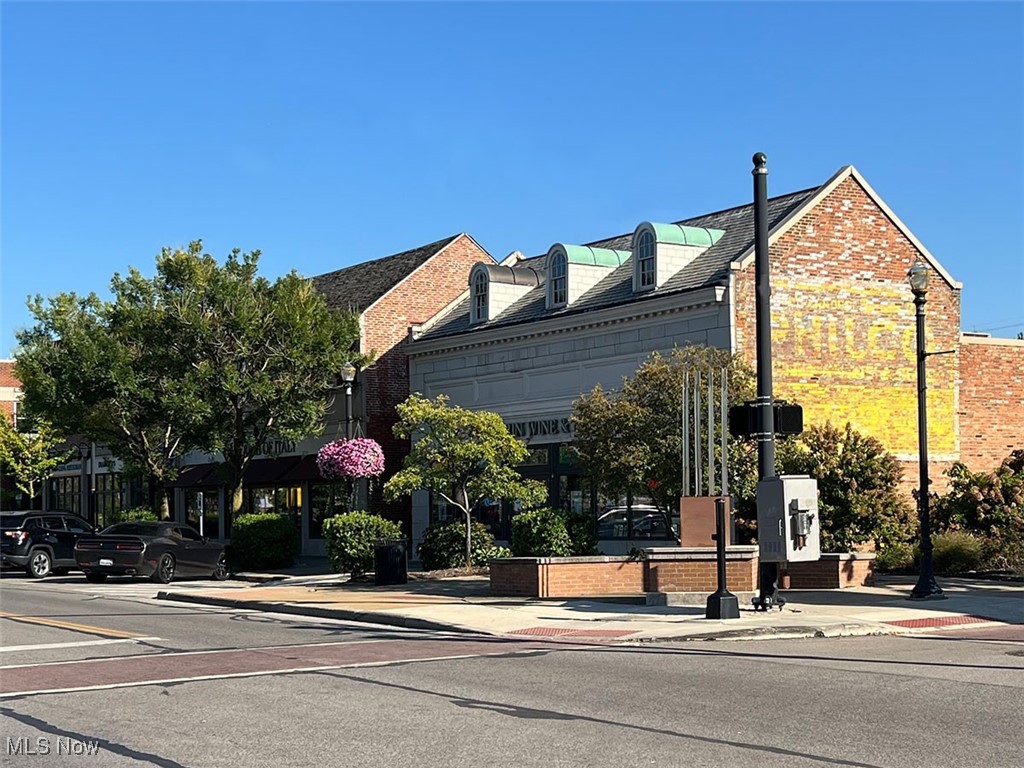 3641 Menlo Road Cleveland, OH 44120 - Photo 22 of 26 Shaker Towne Centre