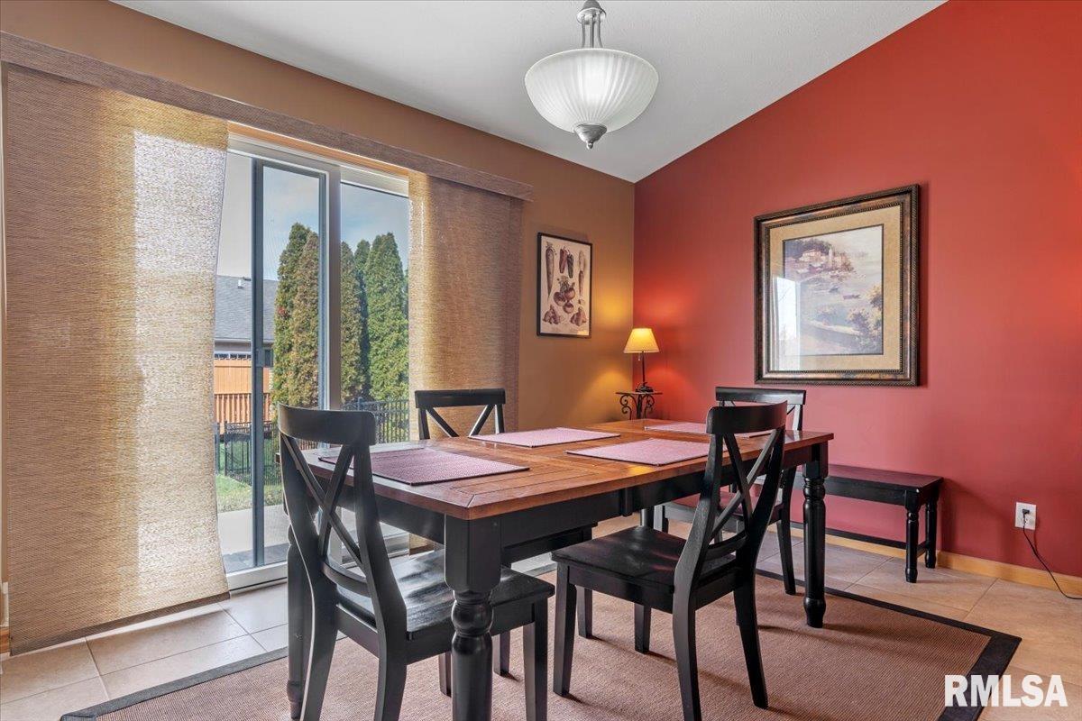 2711 Rutherford Trek Springfield, IL 62711 - Photo 11 of 36 Gallery Image 11