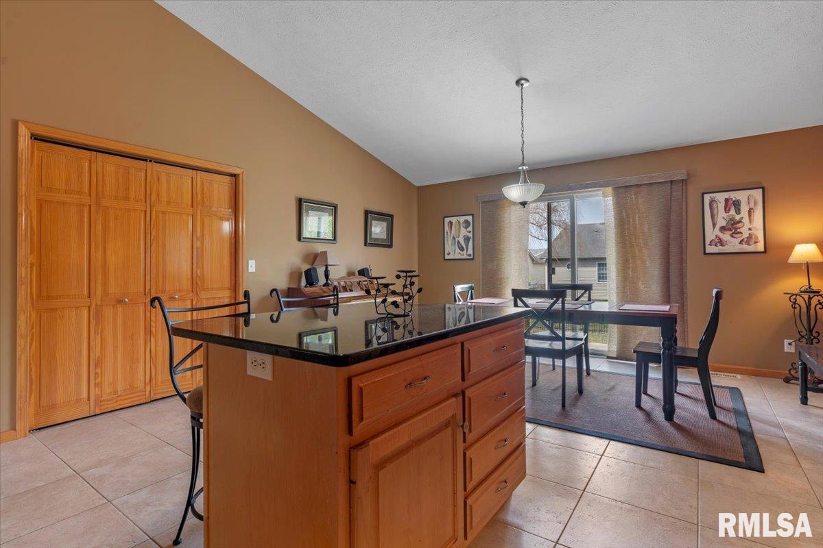 2711 Rutherford Trek Springfield, IL 62711 - Photo 16 of 36 Gallery Image 16