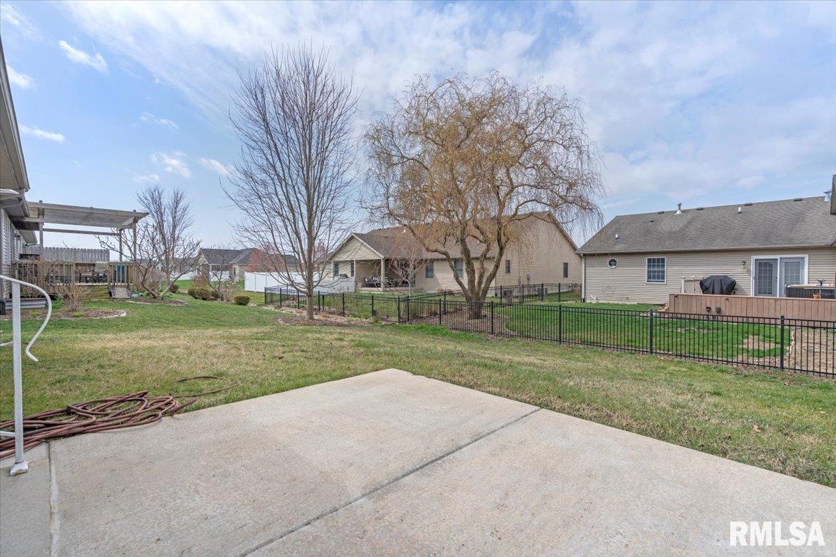 2711 Rutherford Trek Springfield, IL 62711 - Photo 31 of 36 Gallery Image 31