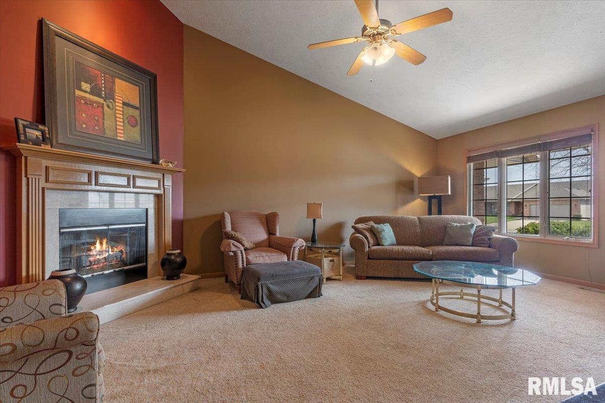 2711 Rutherford Trek Springfield, IL 62711 - Photo 8 of 36 Gallery Image 8