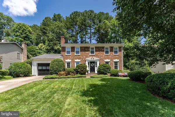 $924,888 | 9010 Lake Braddock Drive, Burke, VA 22015
