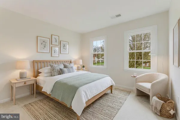 $924,888 | 9010 Lake Braddock Drive, Burke, VA 22015