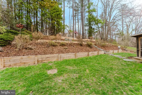 $924,888 | 9010 Lake Braddock Drive, Burke, VA 22015