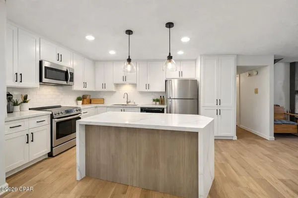 $459,000 | 204 Laird Circle, Panama City, FL 32408