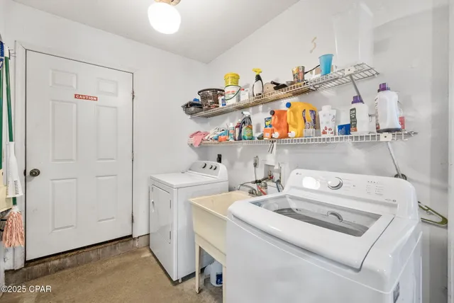 $539,000 | 204 Laird Circle, Panama City, FL 32408