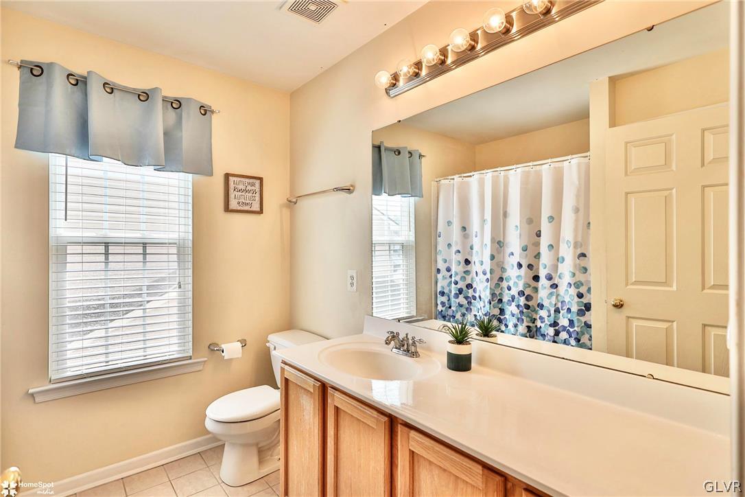 1159 Blair Road Bethlehem, PA 18017 - Photo 28 of 49 Full Bathroom 2nd Floor